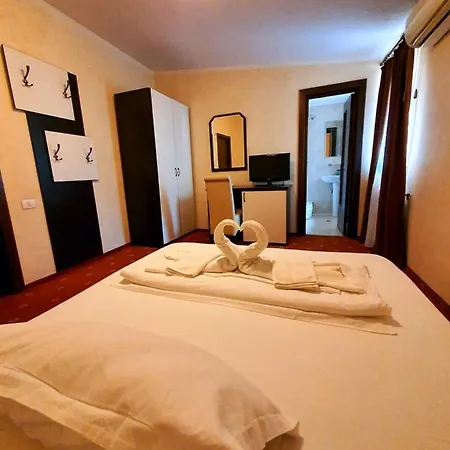 Guest house Vlh Stadium 3*
